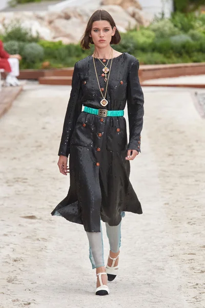 Look 67